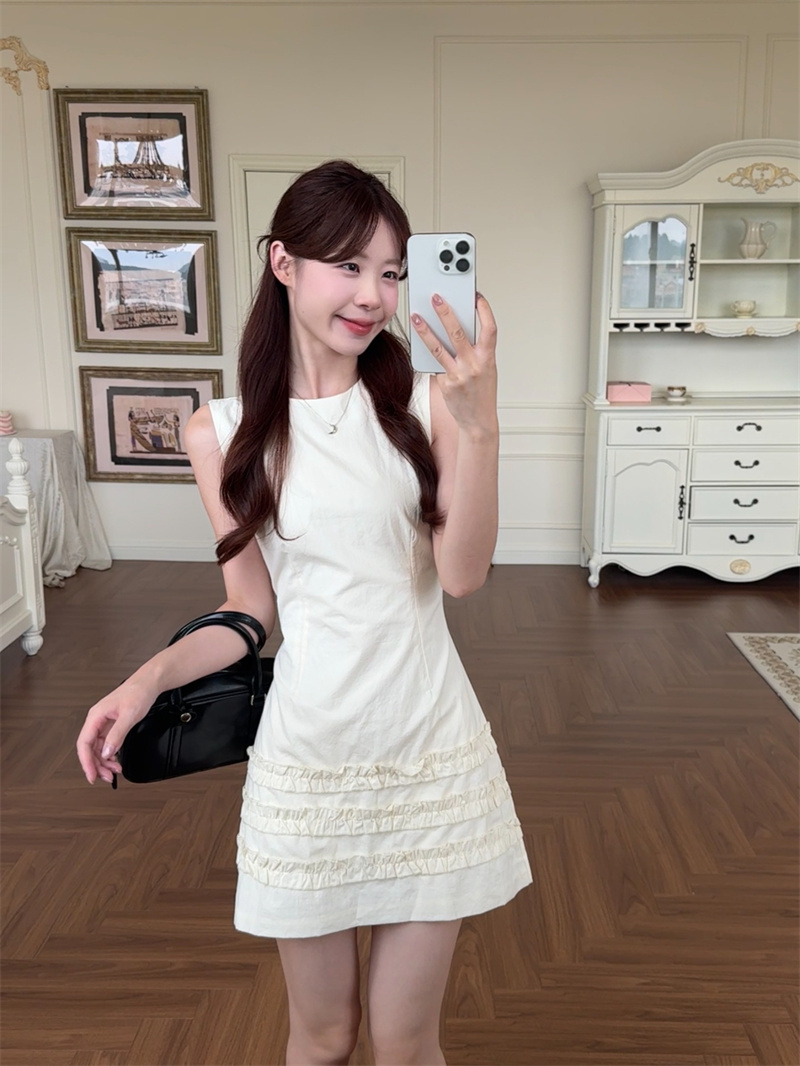 Women's Sleeveless A-Line Dress with Ruffle Hem and Cinched Waist - Image 3
