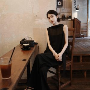 French Hepburn Style Sleeveless Chiffon Shirt and Straight Pants Set - Style c82e9e