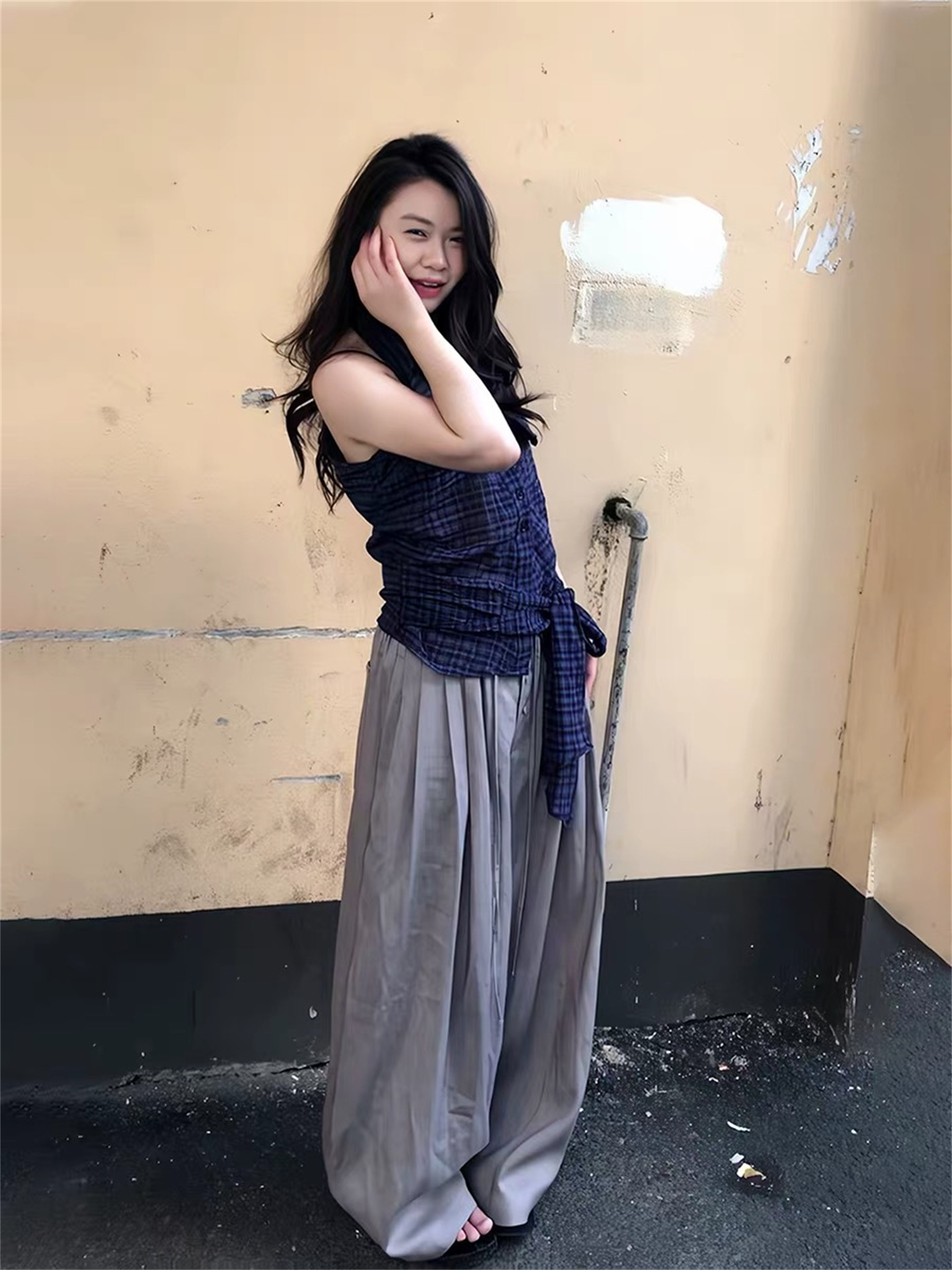 Plus Size Korean Style Sleeveless Plaid Vest with Polo Collar and Waist Tie - Image 2