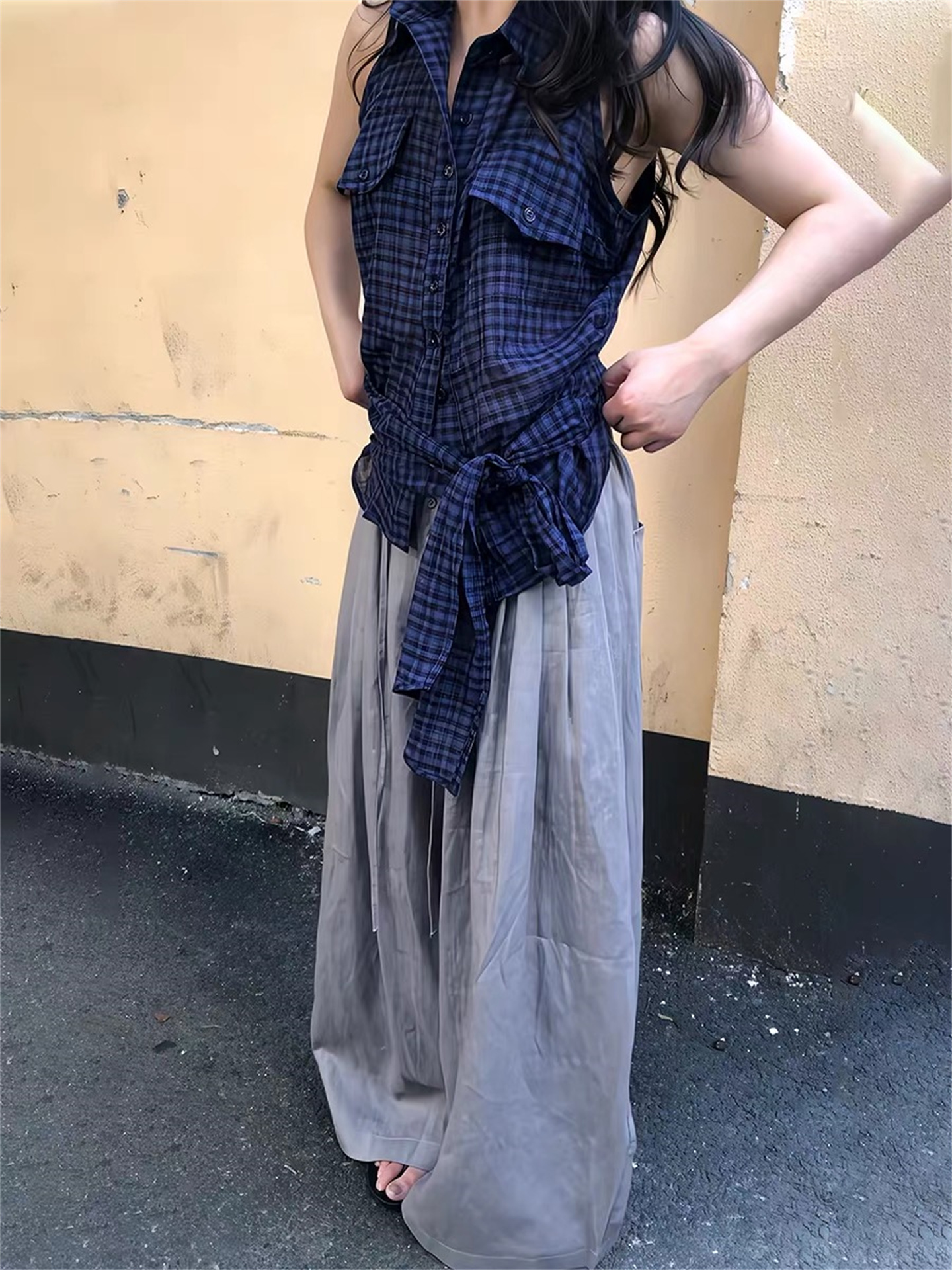 Plus Size Korean Style Sleeveless Plaid Vest with Polo Collar and Waist Tie - Image 3
