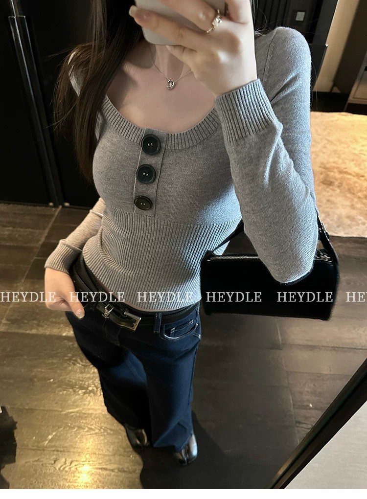 Button-Design U-Neck Knit Sweater Short Slim Fit Pullover Base Layer - Image 3
