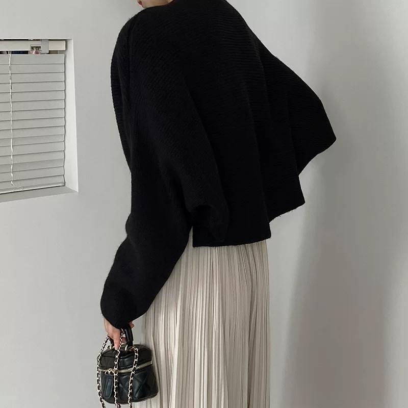 Women's V-Neck Pullover Knit Sweater Short Slim Fit Solid Color Commuter Style - Image 5